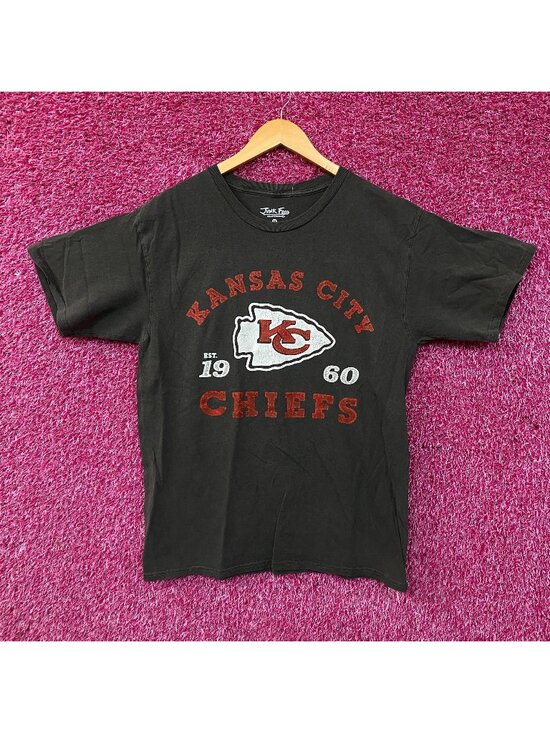 Junk Food Tops - Junk Food Clothing Kansas City Chiefs Kingdom Vintage Style Women's T-Shirt Medi